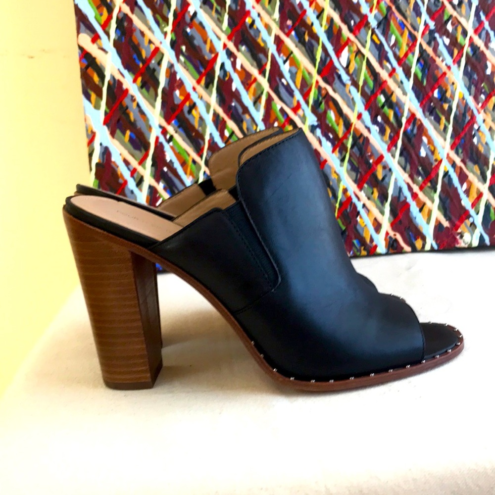 Elegant Black Open-Toe Women's Mules